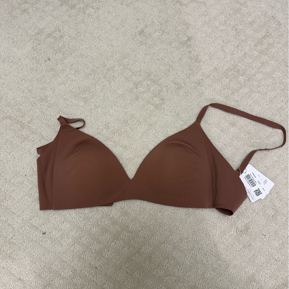 NWT Lululemon Take Shape Bra